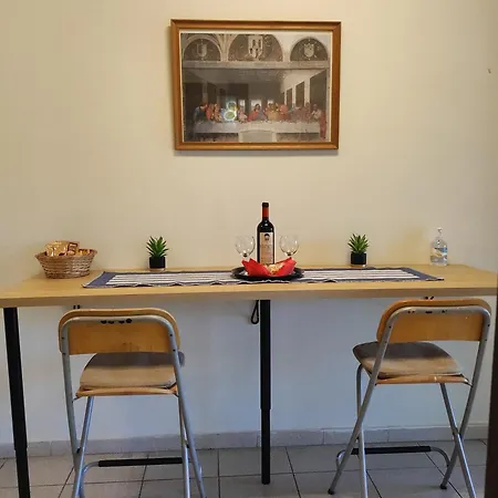 Μικρός Παράδεισος - Little Paradise *