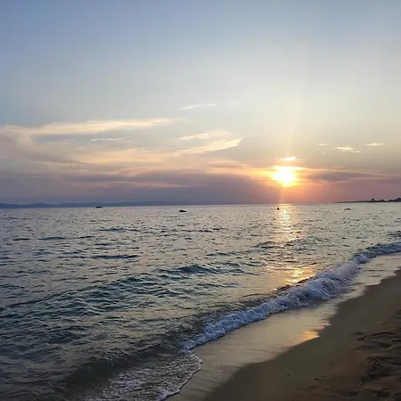 Μικρός Παράδεισος - Little Paradise Hébergement de vacances Toroni